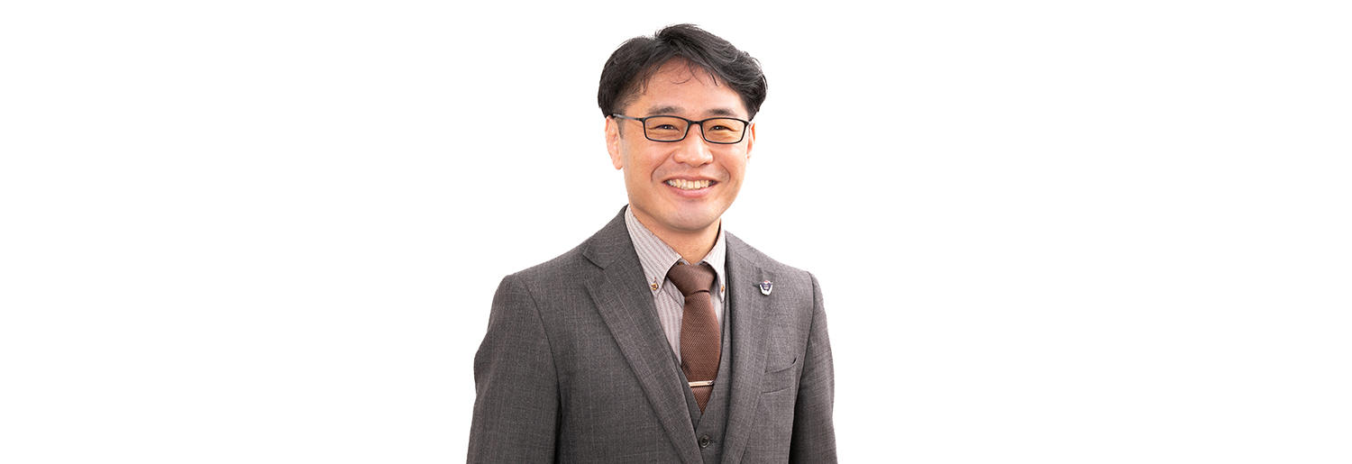 岩崎　雅美